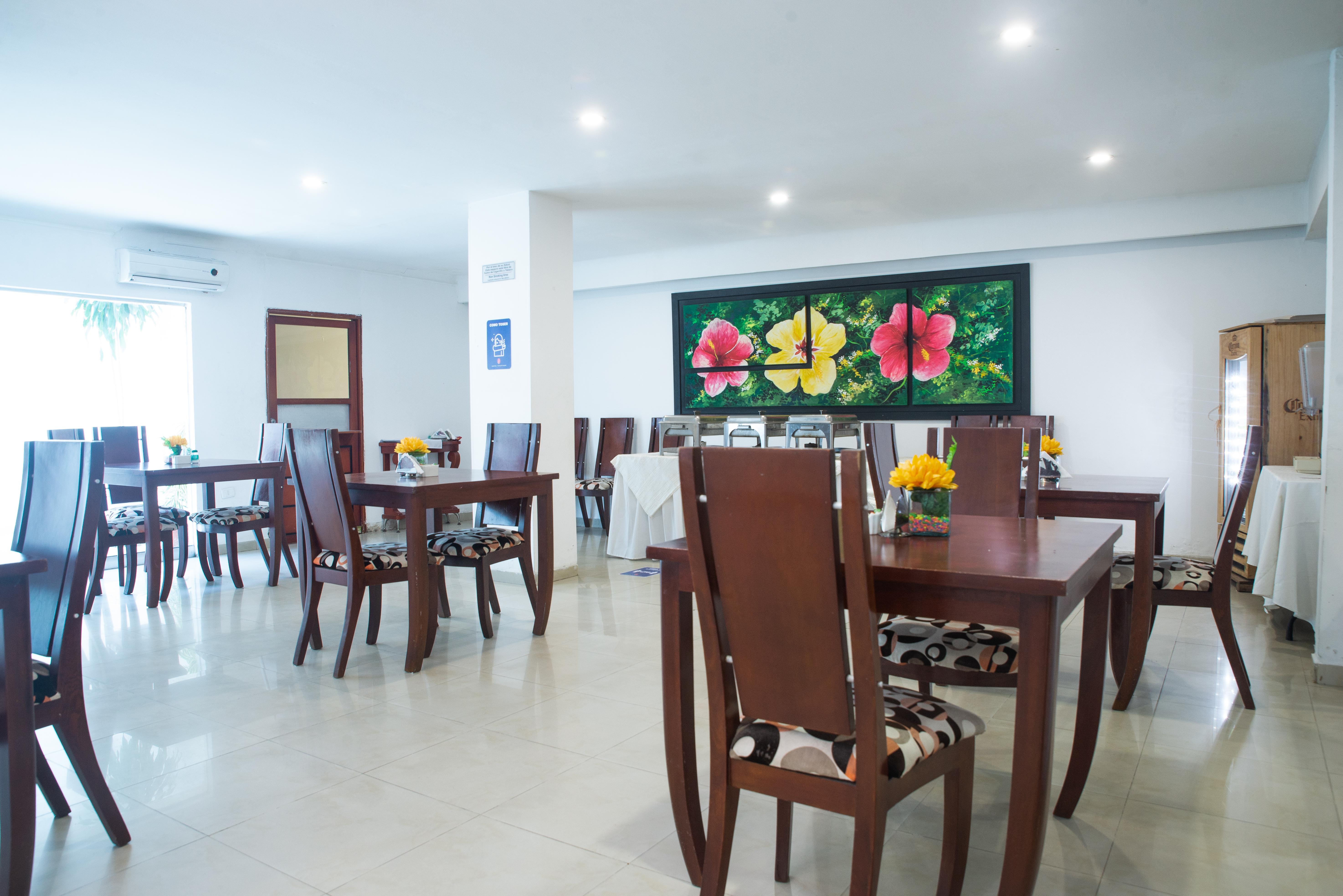 Charthon Inn Barranquilla  Buitenkant foto