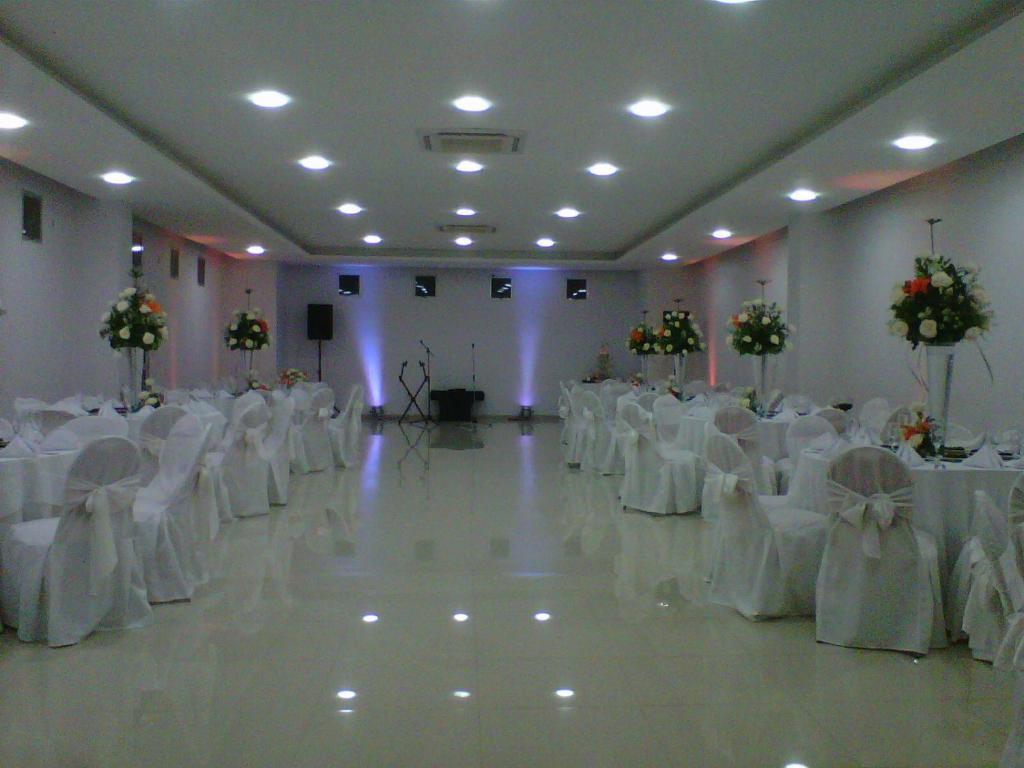 Charthon Inn Barranquilla  Buitenkant foto