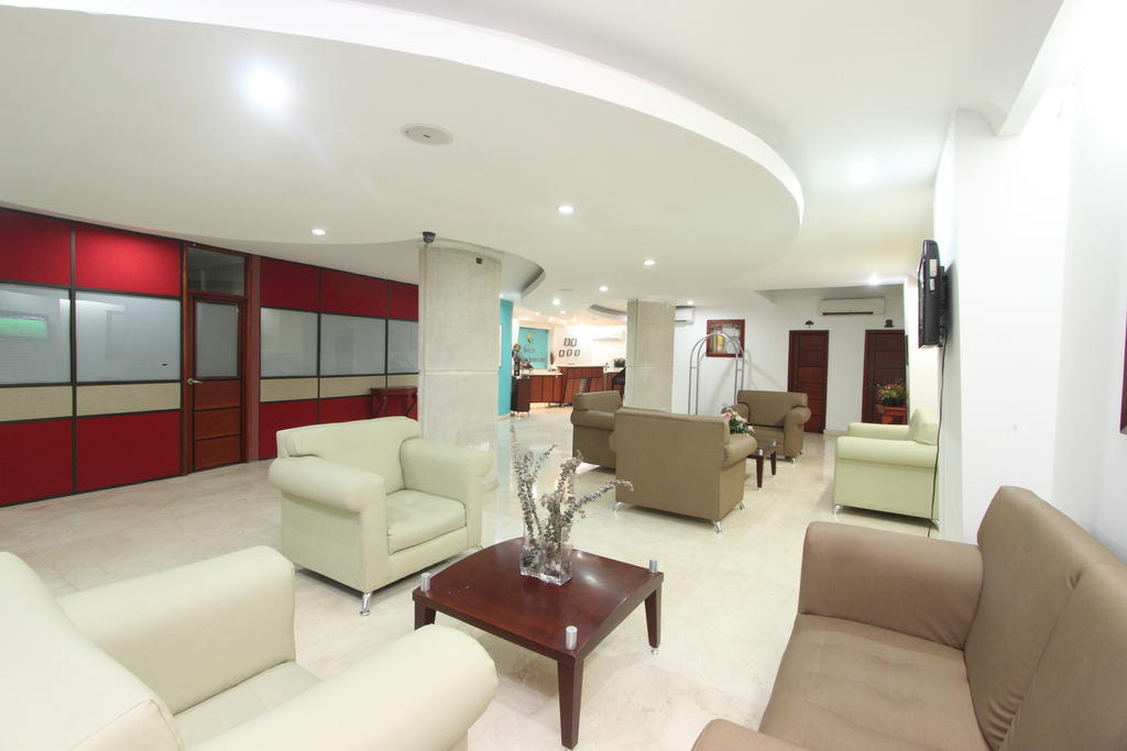 Charthon Inn Barranquilla  Buitenkant foto